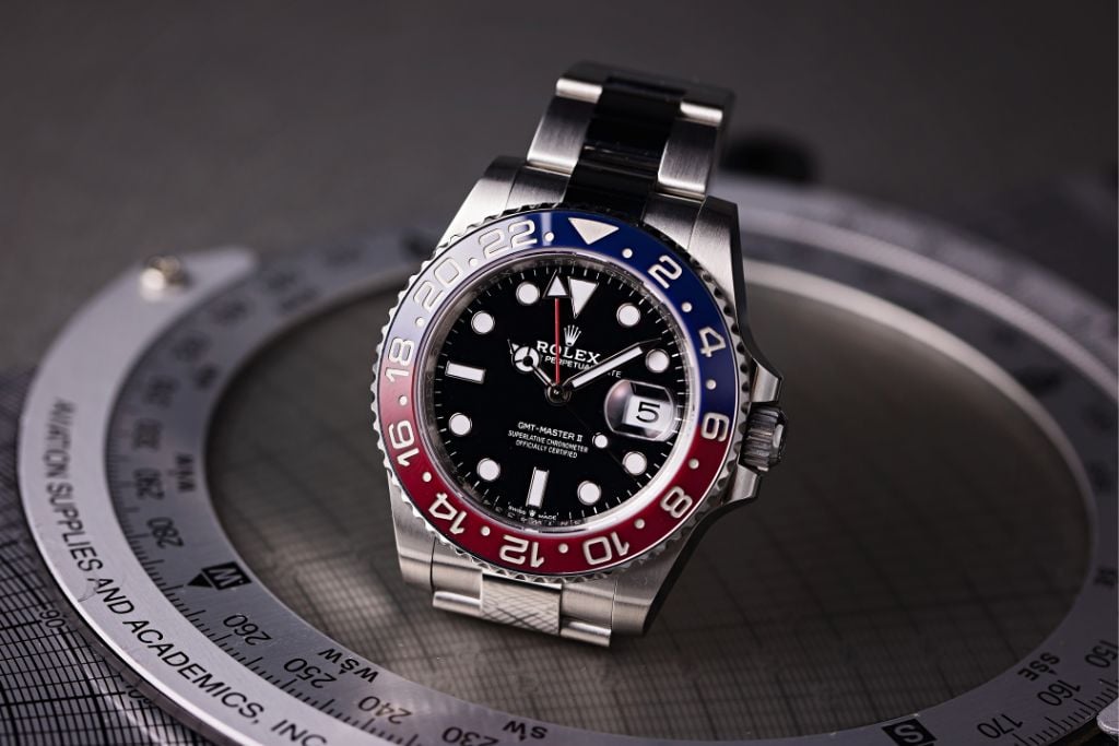 Unique Rolex Watch "Pepsi" GMT-Master II Unique Rolex Watch "Pepsi" GMT-Master II